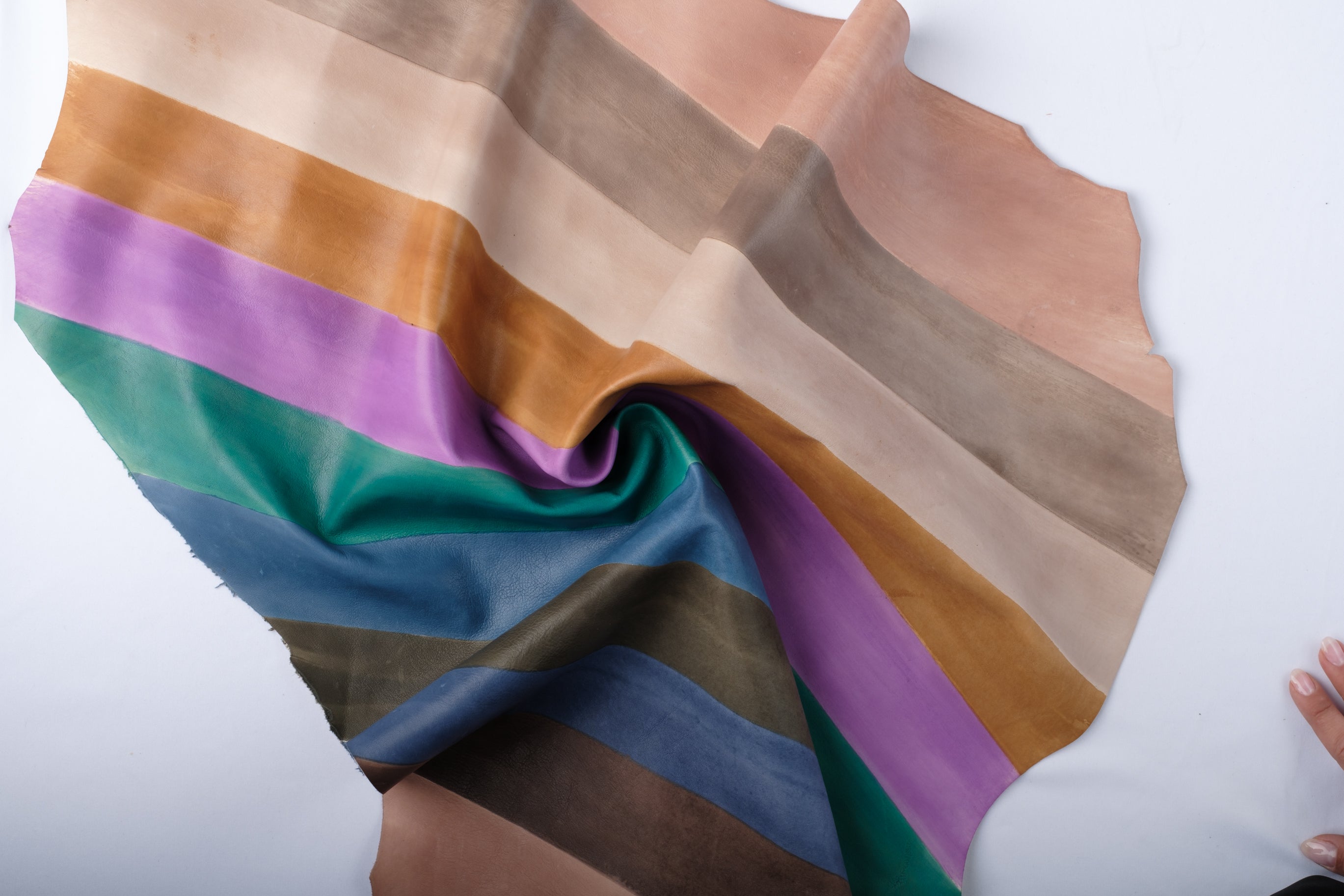 LUKURË a New York luxury brand known for handcrafted Italian